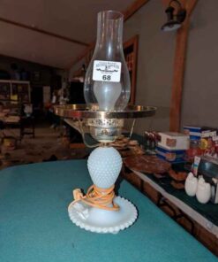 Hobnail base electric table lamp - no shade