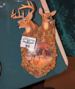 Bradford Exchange Royal Woodland wall plaque