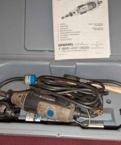 Dremel tool and assorted bits