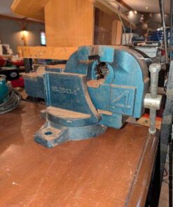 No 4 Bench Vise