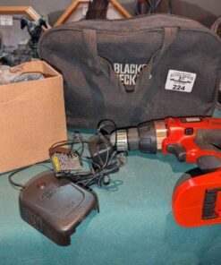 Black and Decker 18V cordless drill kit