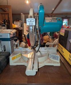 Makita LS1011 Slide compound saw