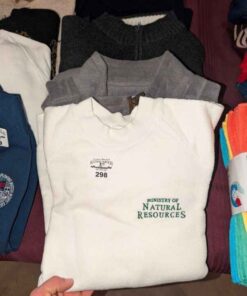 Shirts/sweaters sizes XXL & XL