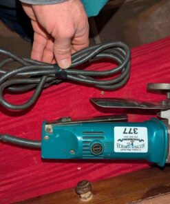 Makita Electric Shear