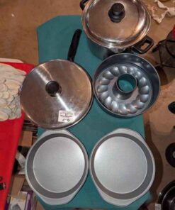 Cake pans, cooking pots