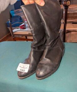 Defroster ladies boots - size 8.5