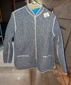 Reversible lightweight jacket