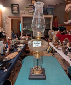 Pedestal Oil lamp with frosted glass body