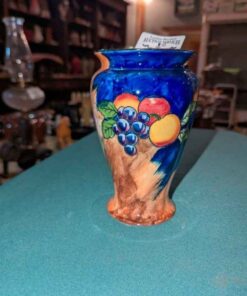 Hollinshead & Kirkham Tunstall vintage ceramic Vase "Autumn"