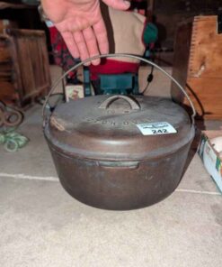 Smarts No 9 Cast dutch oven