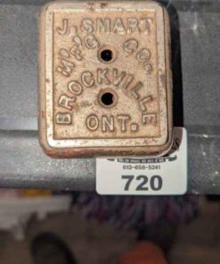 Smarts MFG Co of Brockville Manufacturer plate