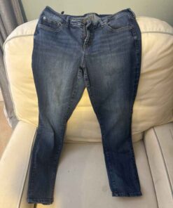Torrid 12R blue jeans