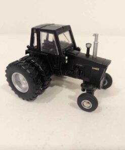 1/64 Case 1070 - National Farm Toy Museum- Chase unit