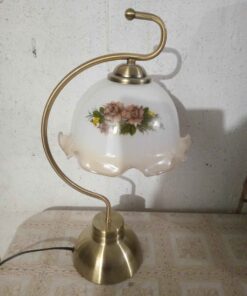 Floral touch lamp white/ gold