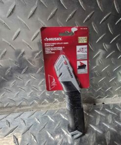 Husky utility knife
