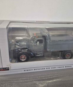 Spec cast 1/50 scale highly detailed dump truck