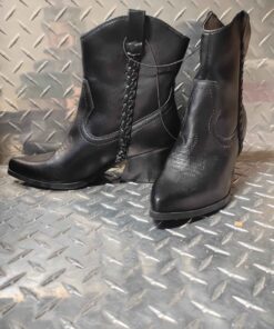 Black ladies cowboy boots size 8