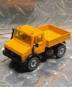 Mercedes unimog