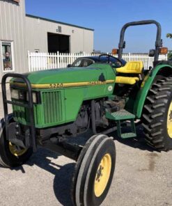 John Deere 5200