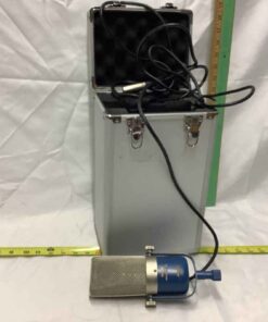 Apex Ribbon Microphone with Case