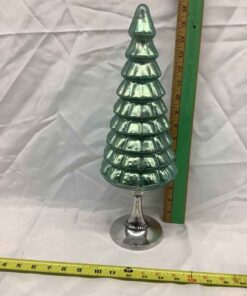 Christmas Decor - Tree