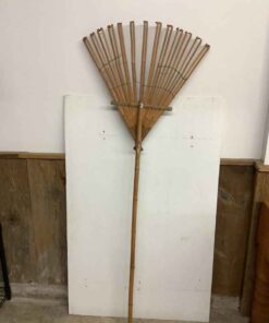 Bamboo Fan Rake