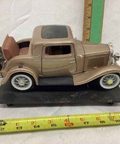Die cast Model - 1932 Ford