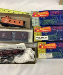 Roundhouse Model Kits (3)