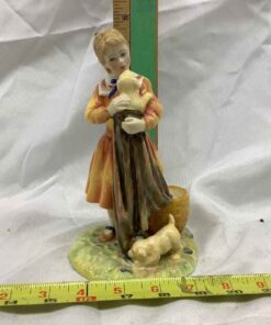 Royal Doulton Age of Innocence - Puppy Love HN3371