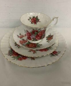 Royal Albert Centennial Rose 4pc “Lunch” Set