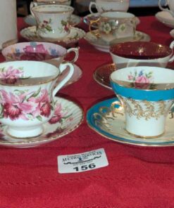 Aynsley, Paragon & Royal Stuart Tea cups and saucers