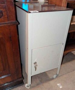 Steel cabinet on wheels with key