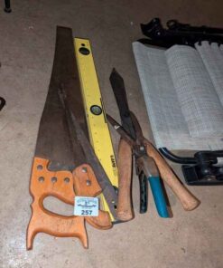 Hand saws, garden shears, level