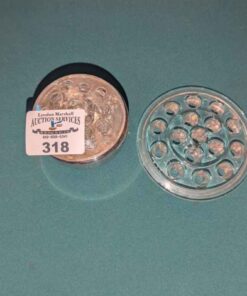 Vase and frog inserts