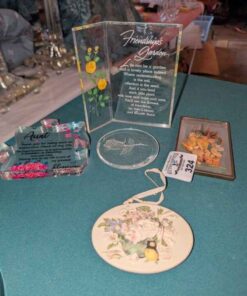 Friendship Garden/ aunt inspirational plaques