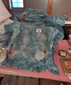 Twin Bed Set - pillows, comforter, sheets