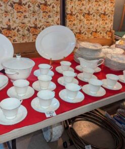 Wedgewood Silver Ermine Dinner Set