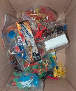 Vintage plastic Western miniature toy figures