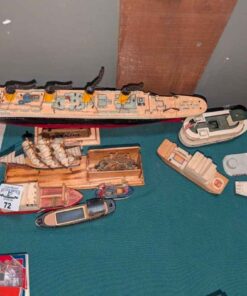 Toy and Model Ship assortement