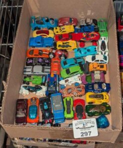 Hot Wheels, matchbox, etc Toy cars