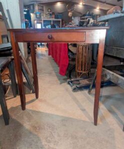Single drawer hall table