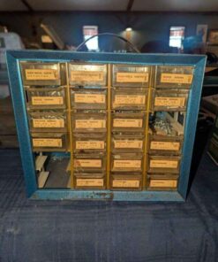 Hardware organizer and hardware contents