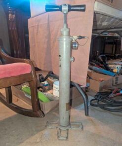 Andrew's Dry air manual pump