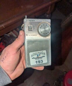 Vintage Lloyd's AM/FM receiver