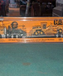 CAT 1:87 scale semi tractor with diecast cat machine