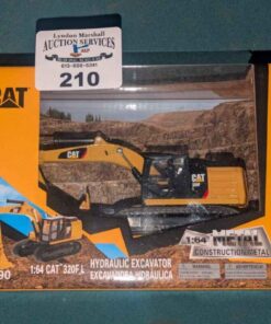 1:64 CAT Hydraulic Excavator model