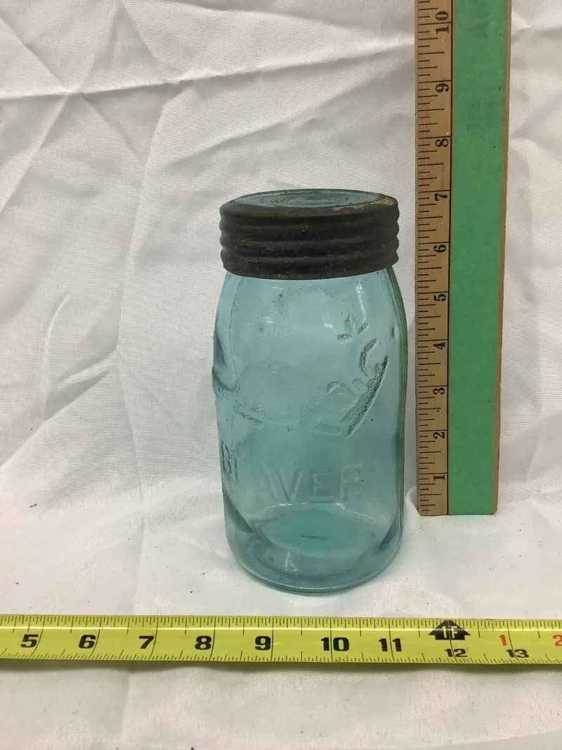 Aqua Blue Beaver Jar