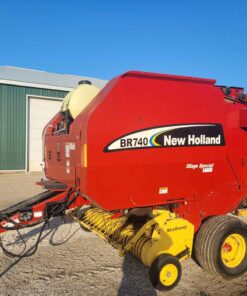 2003 New Holland BR740 Round Baler