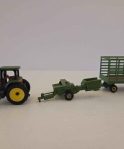 1/64 - John Deere 8200 Tractor with 348 Bailer / Thrower Wagon - Loose/No Box (previously displayed)