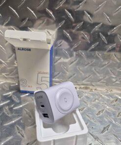 3 in 1 charging adaptor including smart watches